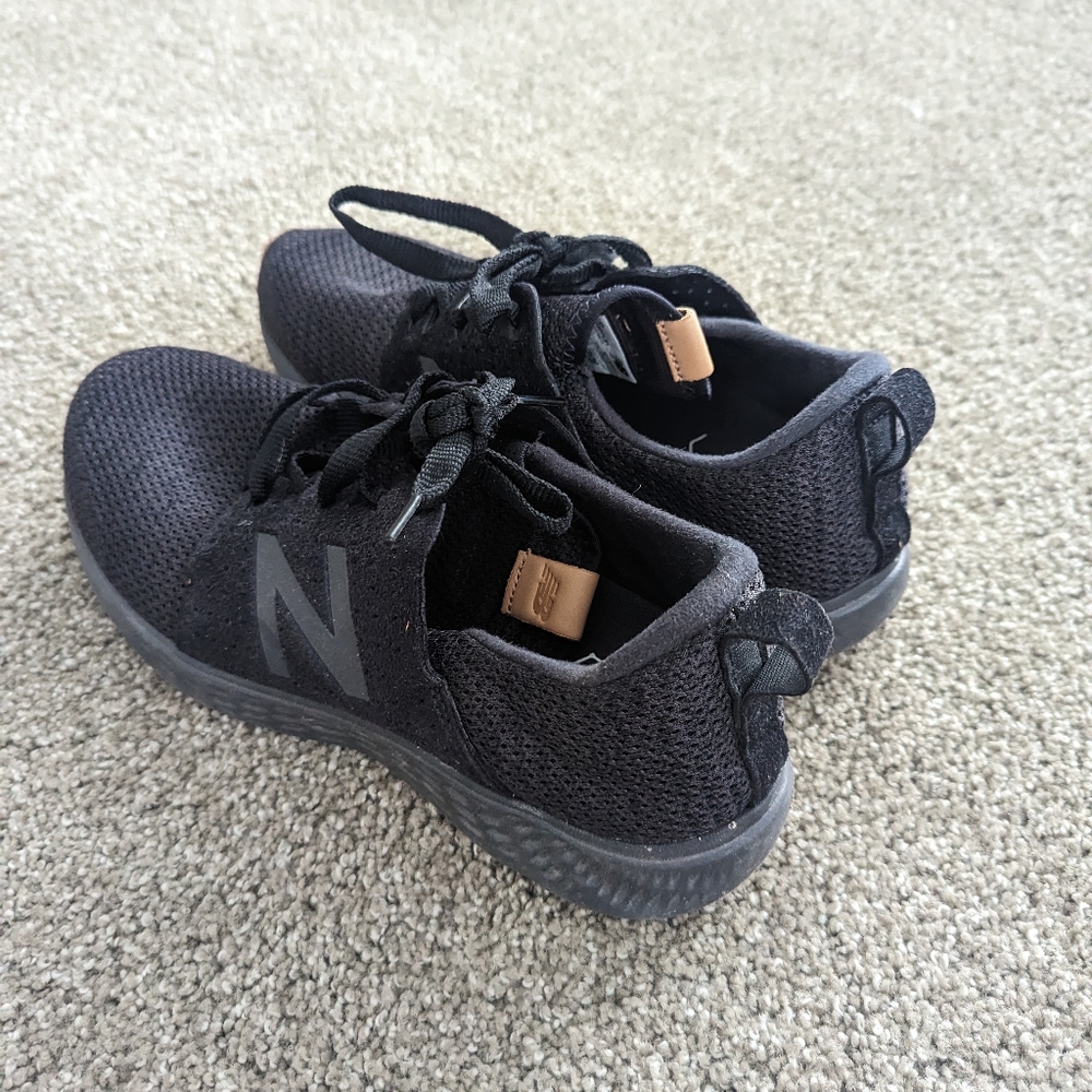 New Balance Training Shoe Black Size 9.5 Men's Model MSPTLB1